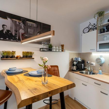 Premium Apartment Inspiriert Von Marilyn Monroe-Bremen City Center Экстерьер фото