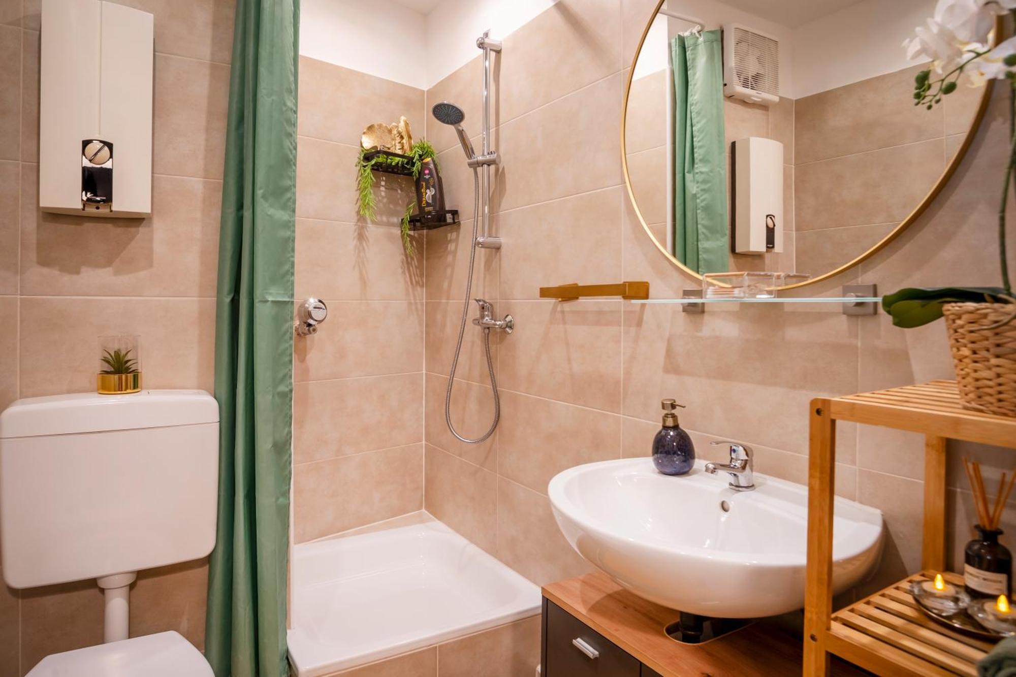 Premium Apartment Inspiriert Von Marilyn Monroe-Bremen City Center Экстерьер фото